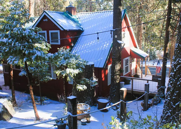 Elliott House Boutique Inn