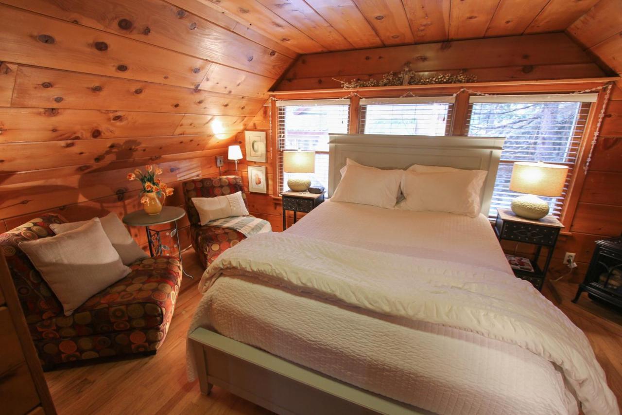 Bed & Breakfast Elliott House Boutique 3*