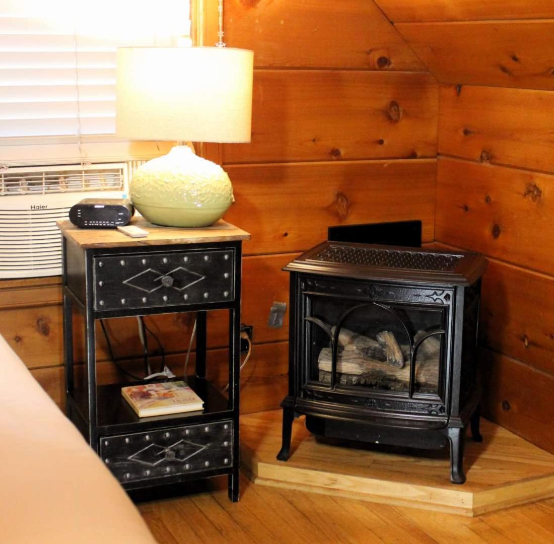 Elliott House Boutique Bed & Breakfast Shaver Lake
