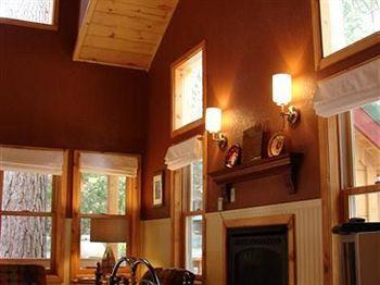 Bed & Breakfast Elliott House Boutique 3*