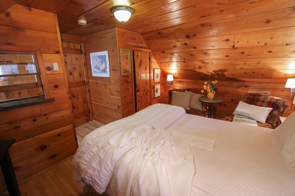 Elliott House Boutique Bed & Breakfast 3*