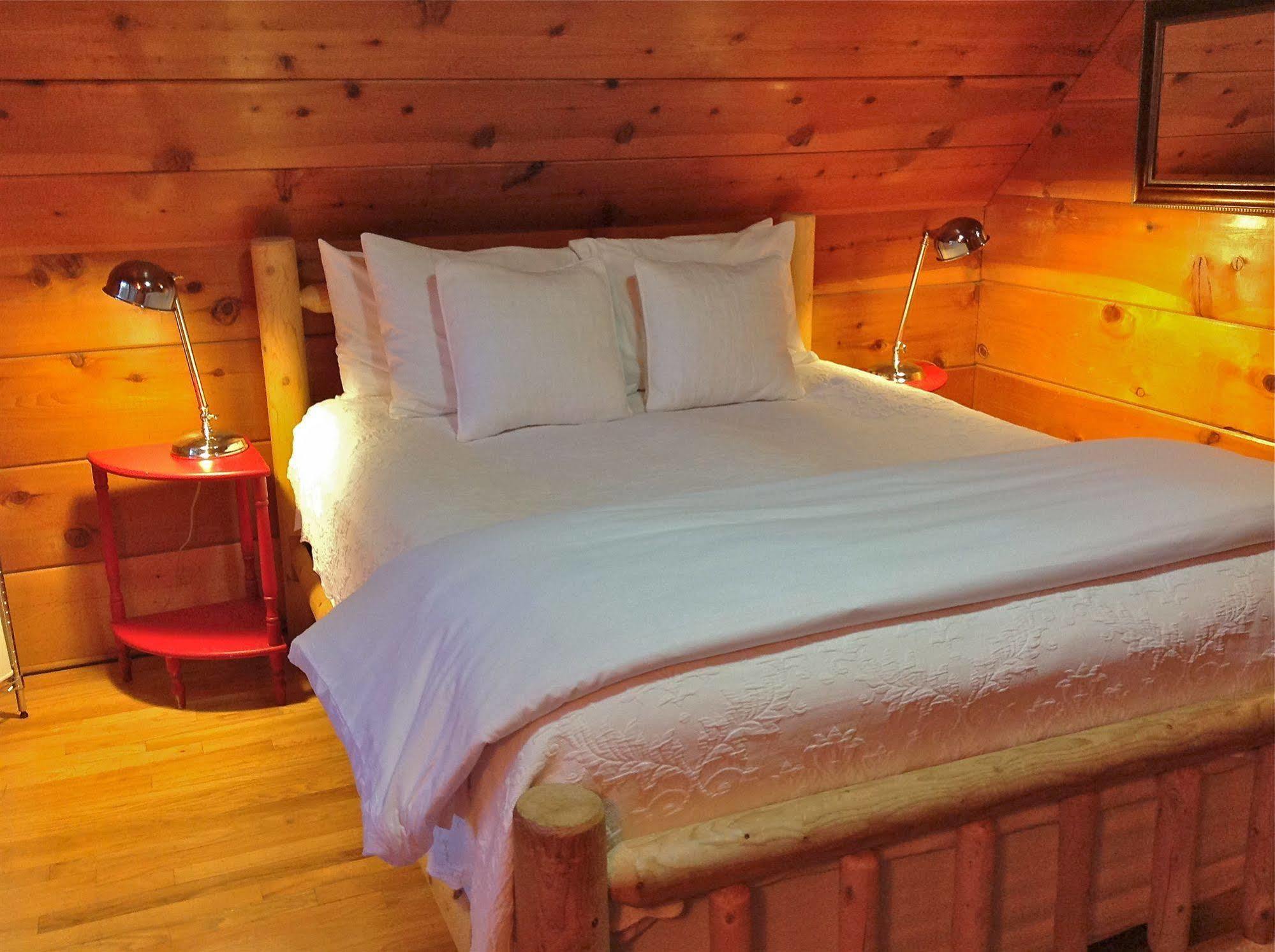 Bed & Breakfast Elliott House Boutique 3*