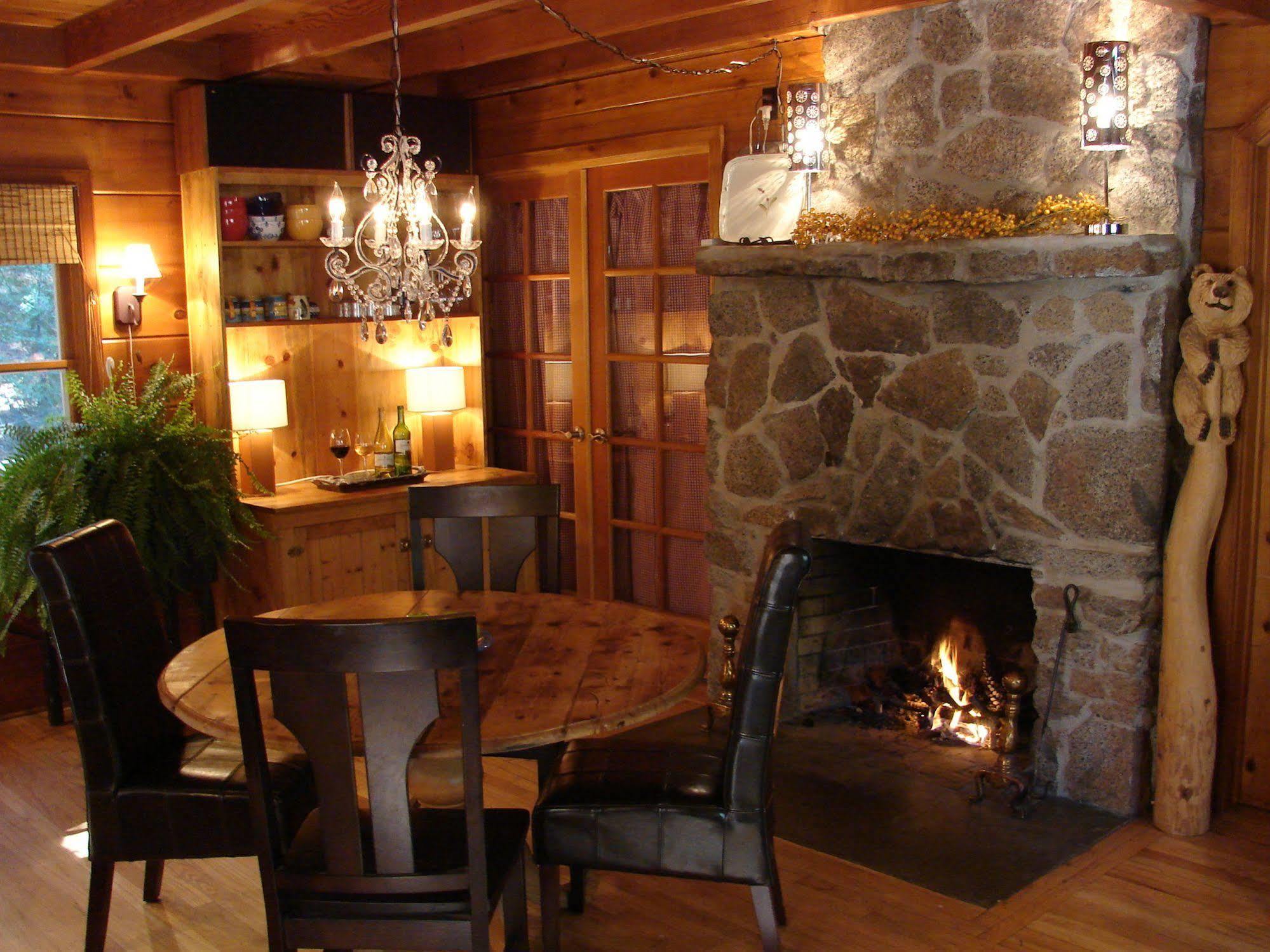 Elliott House Boutique Bed & Breakfast
