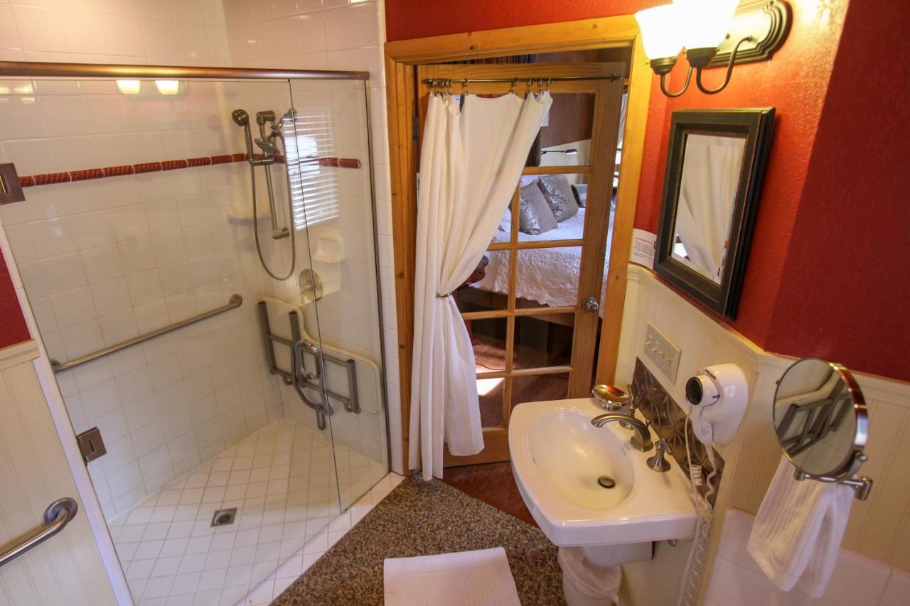 Elliott House Boutique Bed & Breakfast 3*